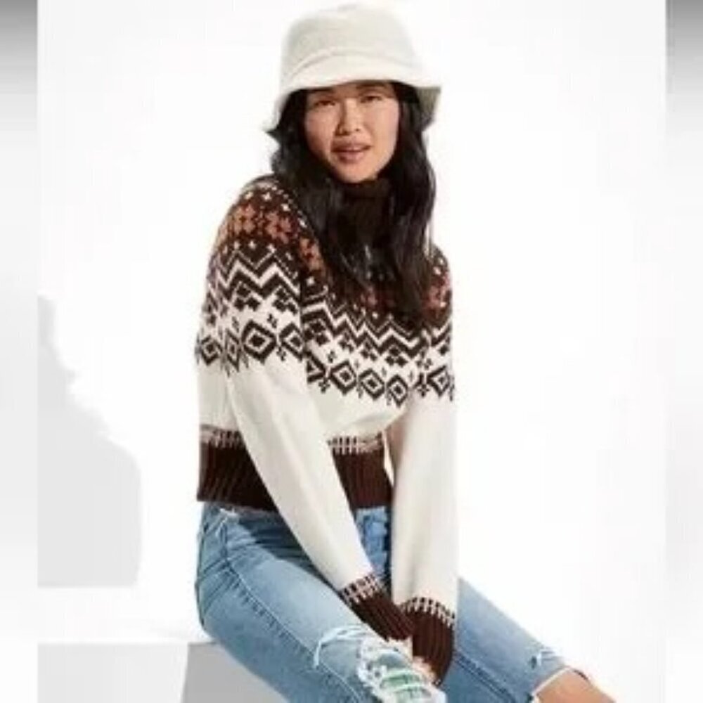 American Eagle Outfitters Brown & White Patterned Turtleneck Crop Sweater Medium